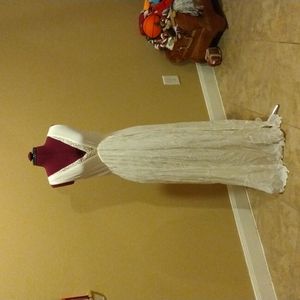 Free People White Maxi Dress Medium 🌼